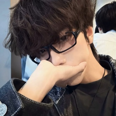 拒绝烂大街!小众个性男头推荐,彰显男生独特审美 男生头像 第2张 拒绝烂大街!小众个性男头推荐,彰显男生独特审美 男生头像 第2张