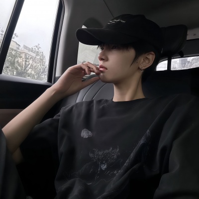 高级感拉满!ins风侧脸小众男头 不撞款的清冷系 男生头像 第2张 高级感拉满!ins风侧脸小众男头 不撞款的清冷系 男生头像 第2张