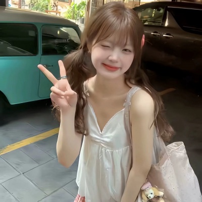 氛围感女生头像ins风来袭!高级质感不撞款 女生头像 第4张 氛围感女生头像ins风来袭!高级质感不撞款 女生头像 第4张
