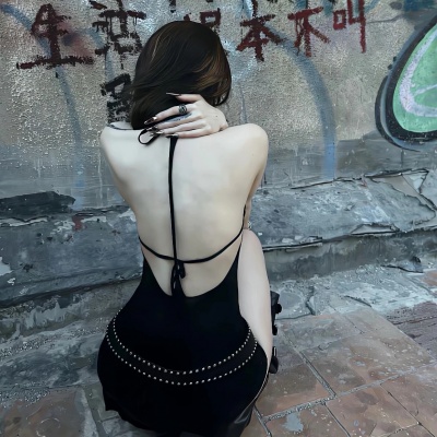 唯美气质性感露背背影女生头像,高级感拉满 女生头像 第8张 唯美气质性感露背背影女生头像,高级感拉满 女生头像 第8张