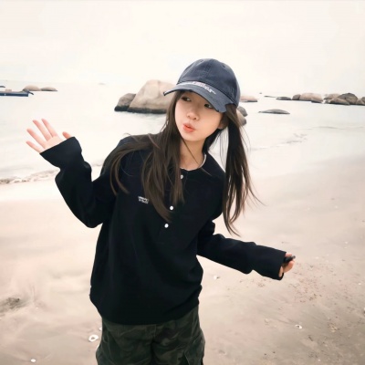 ins小众气质女头| 细腻质感,自带故事感 女生头像 第5张 ins小众气质女头| 细腻质感,自带故事感 女生头像 第5张