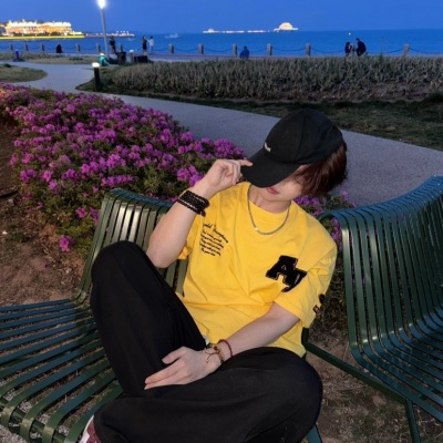 超酷ins男头像大集合,潮流与高级感拉满!