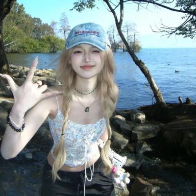 美到窒息！ins高级质感女头像精选，这波女头让你稳占朋友圈C位 女生头像 第10张