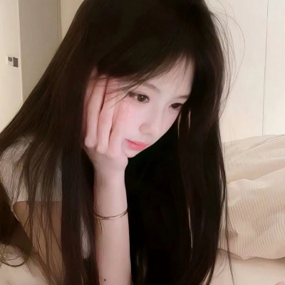 ins小众气质女头| 细腻质感,自带故事感 女生头像 第8张 ins小众气质女头| 细腻质感,自带故事感 女生头像 第8张