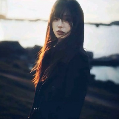 氛围感拉满的复古文艺女头来袭