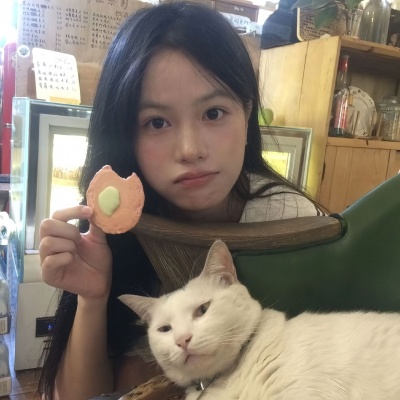 可爱ins风小众女头合集|低饱和软萌感,告别烂大街 女生头像 第4张 可爱ins风小众女头合集|低饱和软萌感,告别烂大街 女生头像 第4张