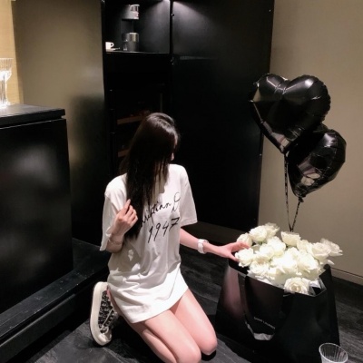 2026热门ins女头像,高级感小众不撞款 女生头像 第6张 2026热门ins女头像,高级感小众不撞款 女生头像 第6张