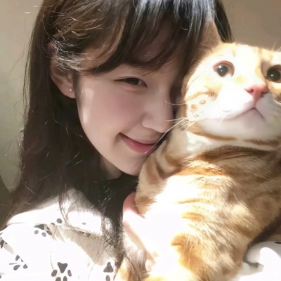 萌化啦！软fufu猫咪搭配甜妹的可爱抱猫女头来啦 女生头像 第2张