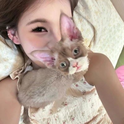 软fufu纯欲可爱女头，温柔狙击你的心 女生头像 第2张