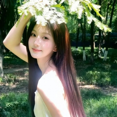 头像女绿色系清新:森系治愈风,温柔显白不撞款 女生头像 第5张 头像女绿色系清新:森系治愈风,温柔显白不撞款 女生头像 第5张