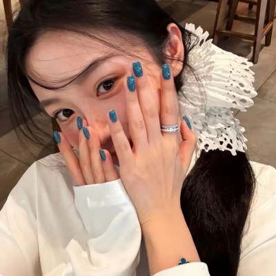 温柔女头合集:氛围感拉满,每一张都戳中少女心! 女生头像 第10张 温柔女头合集:氛围感拉满,每一张都戳中少女心! 女生头像 第10张