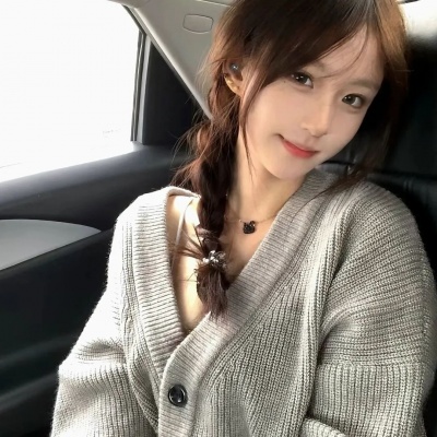 小众不烂大街!干净简单氛围感女生头像,温柔又治愈 女生头像 第5张 小众不烂大街!干净简单氛围感女生头像,温柔又治愈 女生头像 第5张