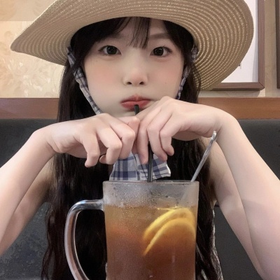 双人女头合集:闺蜜 / 姐妹专属,温柔治愈风超百搭 女生头像 第8张 双人女头合集:闺蜜 / 姐妹专属,温柔治愈风超百搭 女生头像 第8张