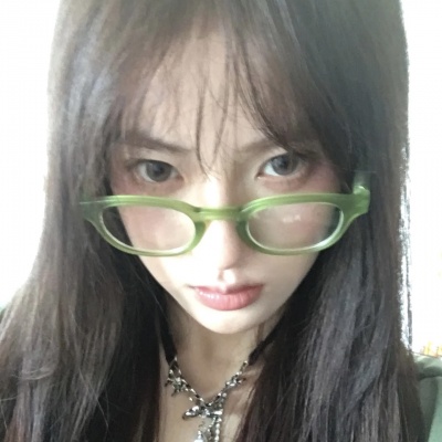 超有范儿ins个性小众女头 不撞款的独特感拉满 女生头像 第6张
