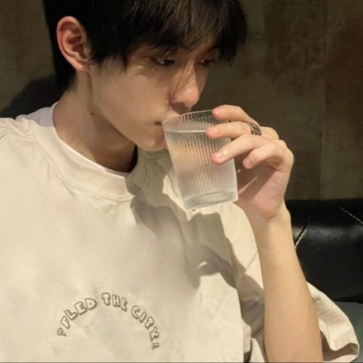 优质男头真人高清合集:温柔学长 / 酷拽少年风,满足不同喜好 男生头像 第9张 优质男头真人高清合集:温柔学长 / 酷拽少年风,满足不同喜好 男生头像 第9张