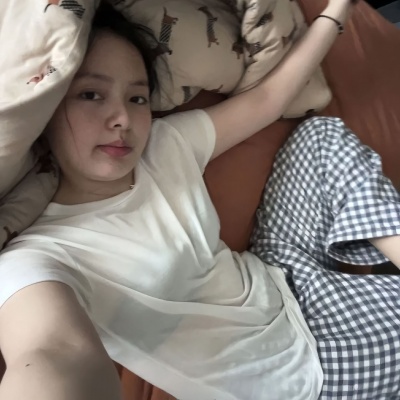 2026超火ins风小众女头｜氛围感拉满不撞款，温柔高级感拿捏了 女生头像 第4张