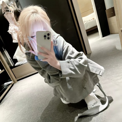 个性小众!超好看的手机挡脸全身女生头像来啦 女生头像 第5张 个性小众!超好看的手机挡脸全身女生头像来啦 女生头像 第5张