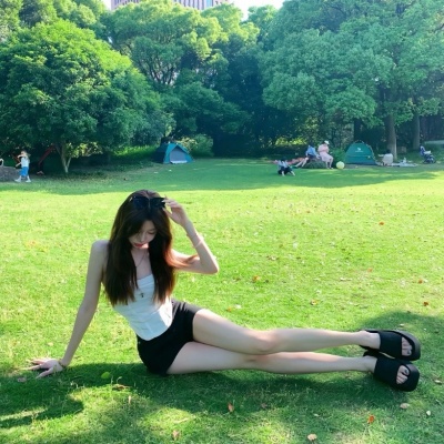爆款来袭!小众高级感ins女头精选 女生头像 第5张 爆款来袭!小众高级感ins女头精选 女生头像 第5张
