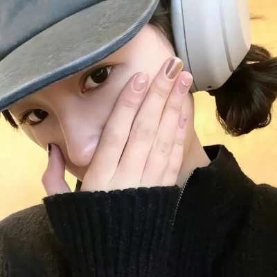 甜美酷飒全拿捏!纯欲气质多风格女头来咯 女生头像 第6张 甜美酷飒全拿捏!纯欲气质多风格女头来咯 女生头像 第6张