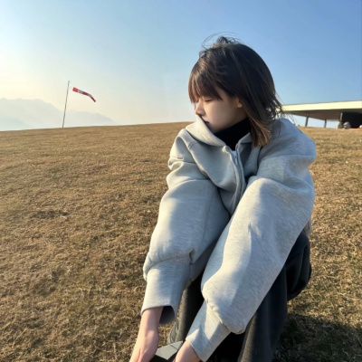 风景女生头像带自由感|旷野与少女的治愈碰撞 女生头像 第3张 风景女生头像带自由感|旷野与少女的治愈碰撞 女生头像 第3张