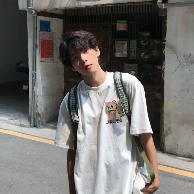 私藏ins高级小众男生头像|高级感拉满的帅气款 男生头像 第3张 私藏ins高级小众男生头像|高级感拉满的帅气款 男生头像 第3张