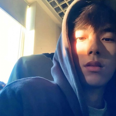小众男生头像合集,风格各异但都超酷 男生头像 第10张 小众男生头像合集,风格各异但都超酷 男生头像 第10张
