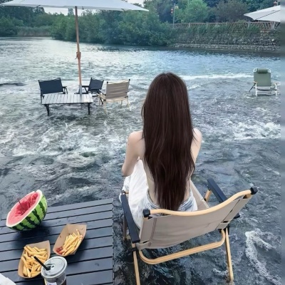 潮流感拉满的ins风一男一女情侣头像来啦 情侣头像 第10张 潮流感拉满的ins风一男一女情侣头像来啦 情侣头像 第10张