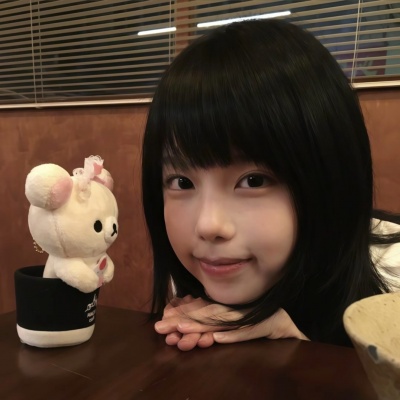 哇塞！2025新款独特气质小众ins风女头精选 女生头像 第2张