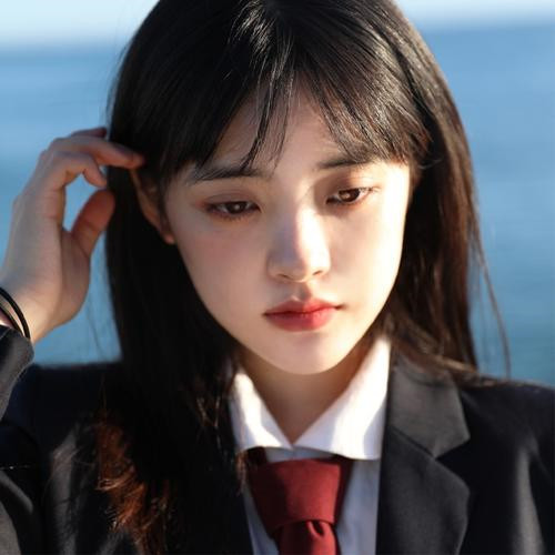 100张青春校园风女生头像大集合，甜到心坎啦！ 女生头像 第2张