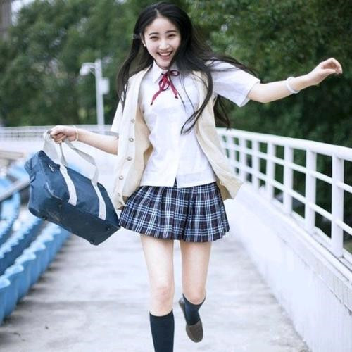 100张青春校园风女生头像大集合，甜到心坎啦！ 女生头像 第7张