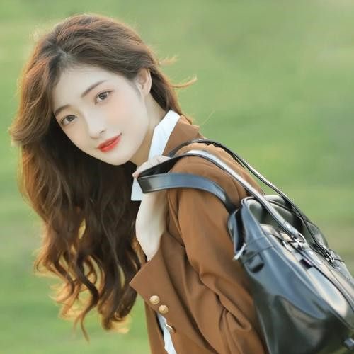 100张青春校园风女生头像大集合，甜到心坎啦！ 女生头像 第42张