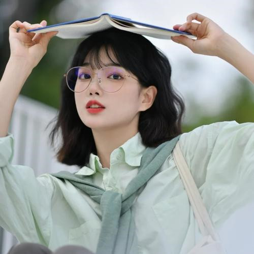 100张青春校园风女生头像大集合，甜到心坎啦！ 女生头像 第61张