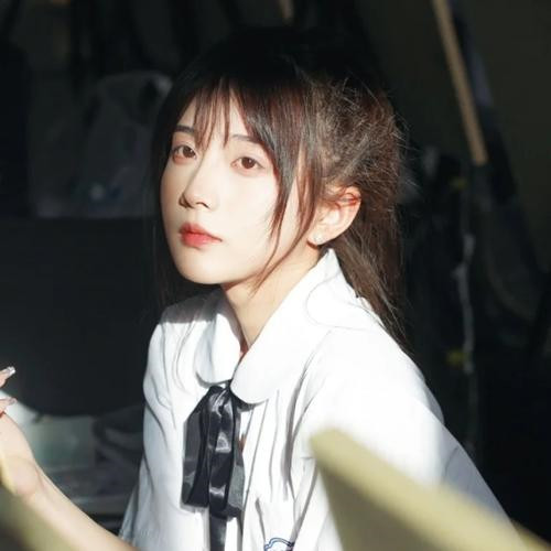 100张青春校园风女生头像大集合，甜到心坎啦！ 女生头像 第93张