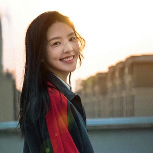 【高清合集】100张美女QQ头像图片免费下载！ins风 / 甜美 / 御姐多种风格合集 女生头像 第8张