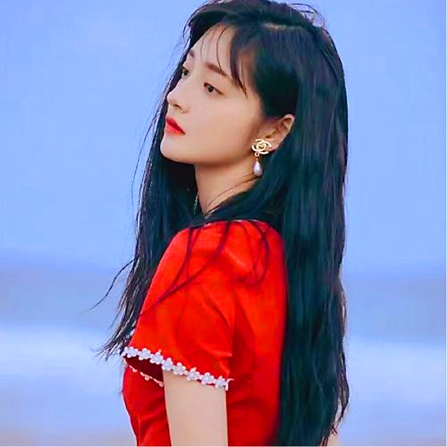 【高清合集】100张美女QQ头像图片免费下载！ins风 / 甜美 / 御姐多种风格合集 女生头像 第42张