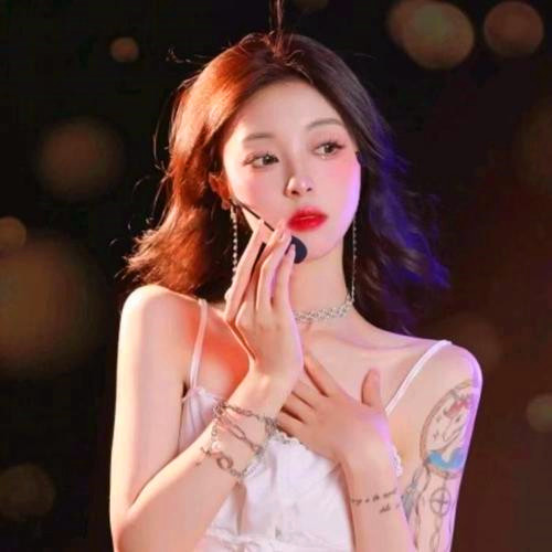 【高清合集】100张美女QQ头像图片免费下载！ins风 / 甜美 / 御姐多种风格合集 女生头像 第56张