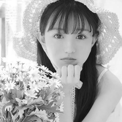 宝藏！高清美女黑白头像大合集来啦 女生头像 第11张