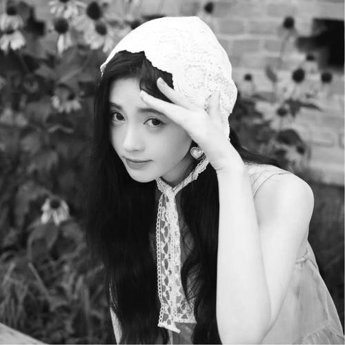 宝藏！高清美女黑白头像大合集来啦 女生头像 第72张