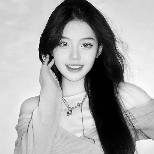 宝藏！高清美女黑白头像大合集来啦 女生头像 第74张