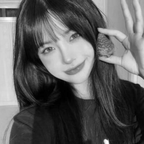 宝藏！高清美女黑白头像大合集来啦 女生头像 第68张