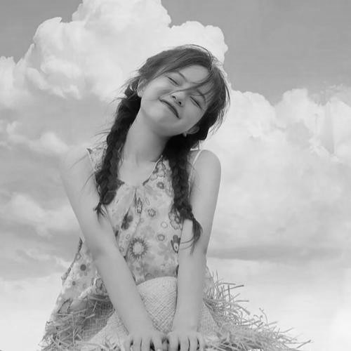 宝藏！高清美女黑白头像大合集来啦 女生头像 第86张