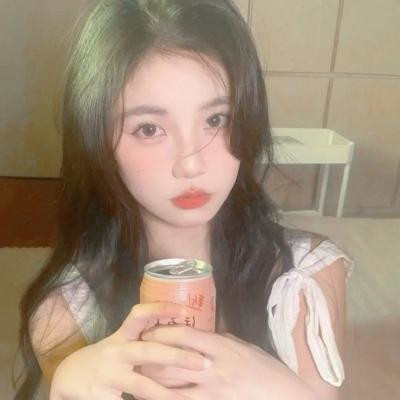 美哭！100张ins风高级质感女生头像大全 女生头像 第41张