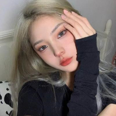 美哭！100张ins风高级质感女生头像大全 女生头像 第69张