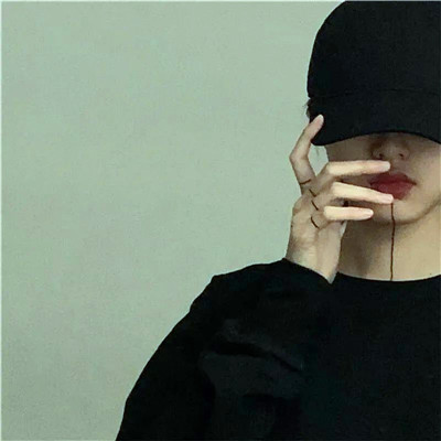 被帅晕😵‍💫 这些ins风高级质感男头像太绝啦 男生头像 第21张