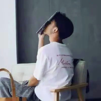 被帅晕😵‍💫 这些ins风高级质感男头像太绝啦 男生头像 第28张