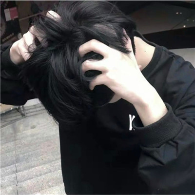 被帅晕😵‍💫 这些ins风高级质感男头像太绝啦 男生头像 第40张