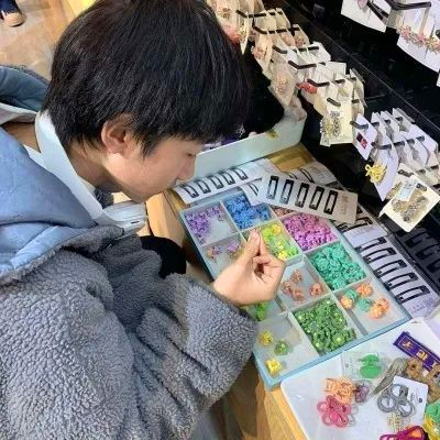 被帅晕😵‍💫 这些ins风高级质感男头像太绝啦 男生头像 第76张