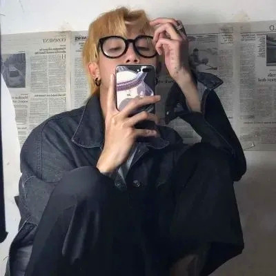 被帅晕😵‍💫 这些ins风高级质感男头像太绝啦 男生头像 第100张