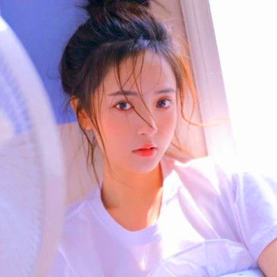 微信头像女简单干净🌼一眼就爱住啦 女生头像 第25张