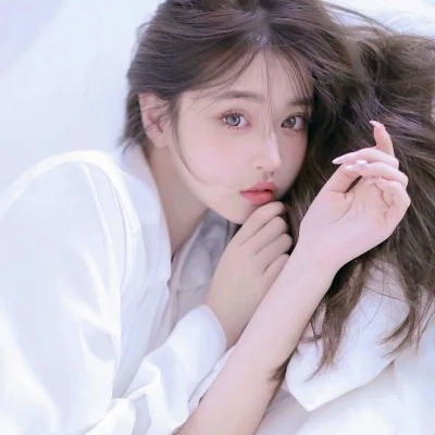微信头像女简单干净🌼一眼就爱住啦 女生头像 第75张